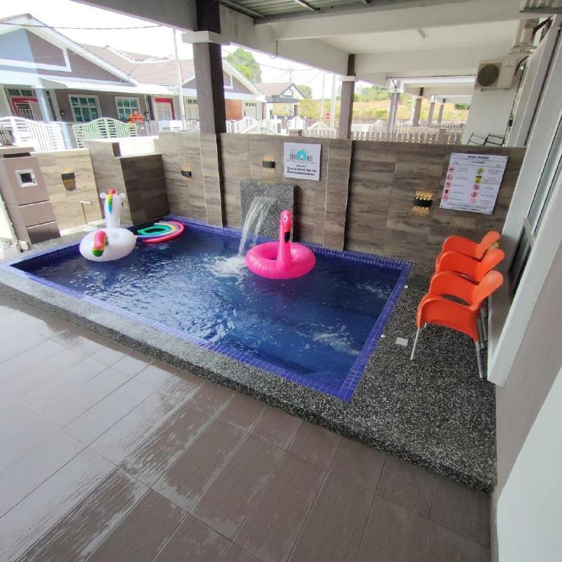 D'Q Putra Homestay Melaka Екстер'єр фото
