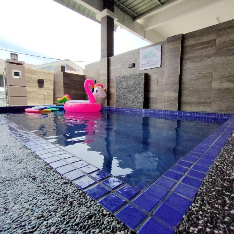D'Q Putra Homestay Melaka Екстер'єр фото
